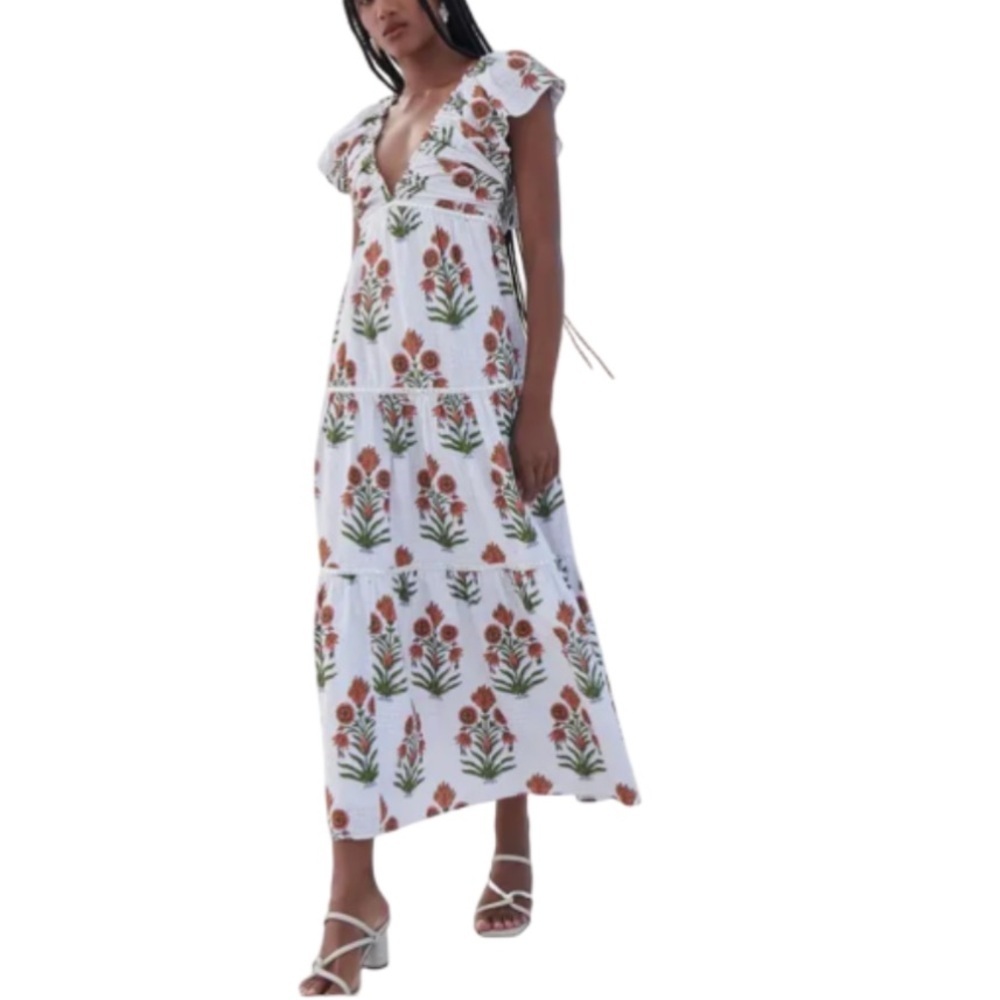 SAYLOR Desert Coral Sallyann Dress
Color: Desert Coral